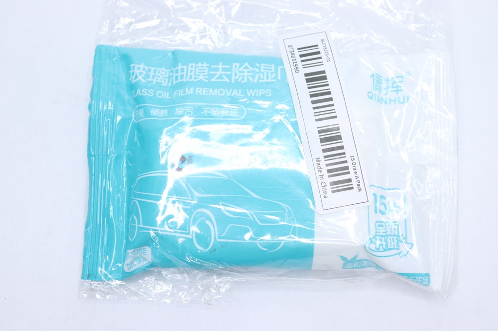 Front Windshield Cleaning Film Remover Wet Wipes