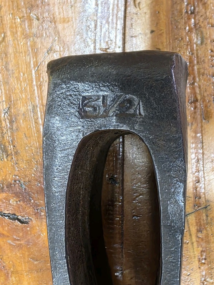 Vintage Unbranded Dayton Pattern Single Bit 3 lbs. 6oz Axe Head