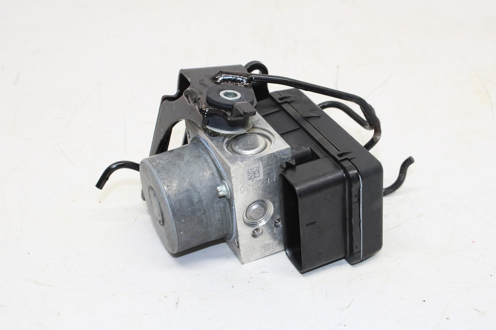 2014 Kawasaki Ninja 650 Ex650e Abs Pump Unit Module