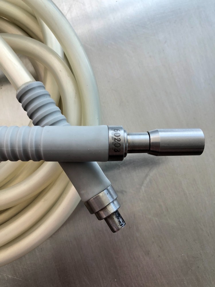 STRYKER ENDOSCOPY LIGHT CABLE 10FT.