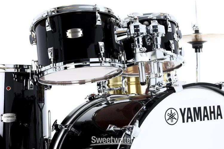 Yamaha Absolute Hybrid Maple 4-piece Shell Pack - Solid Black