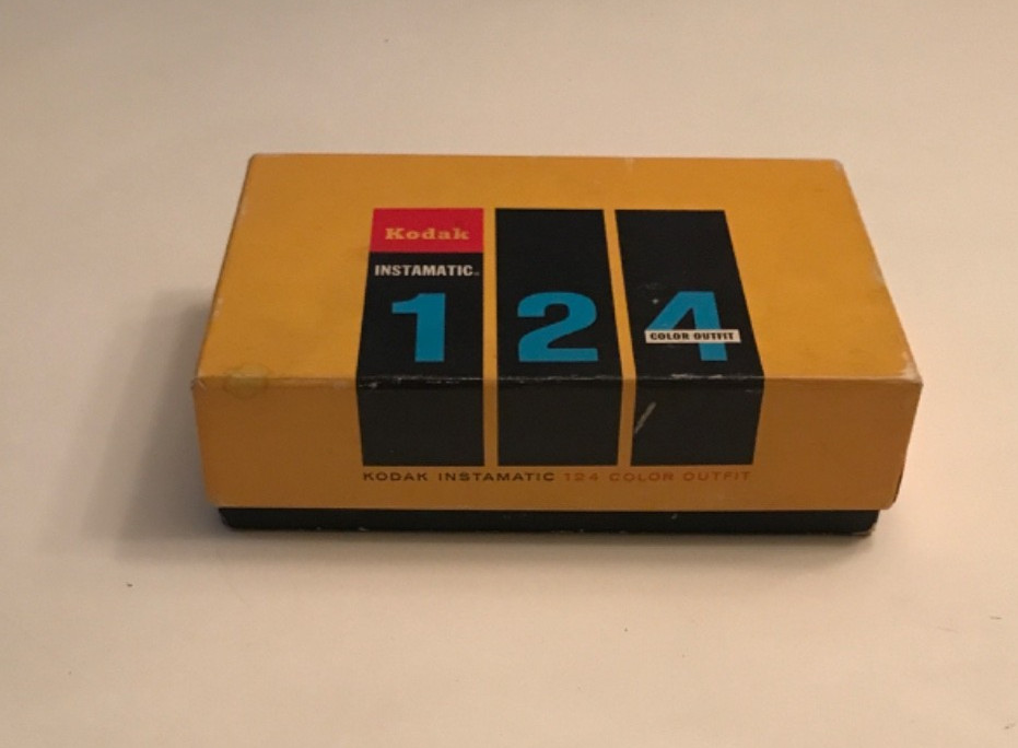 Vintage Kodak Instamatic 124 Camera Original Box UNTESTED