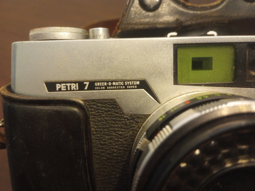 Petri 7 Green-o-matic Camera