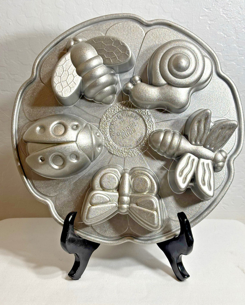 Nordic Ware Garden Bugs Mini Cake Pan