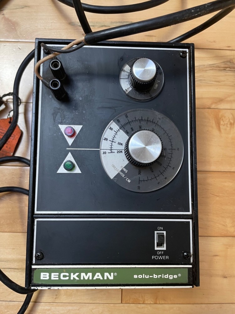 Beckman Solu-Bridge SD-B15 Conductivity Controller Science Electronics Box
