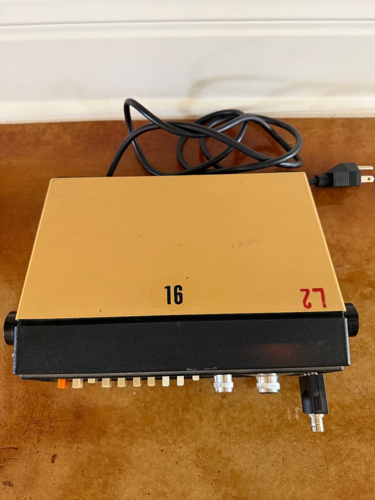 BK Precision 3010 Function Generator