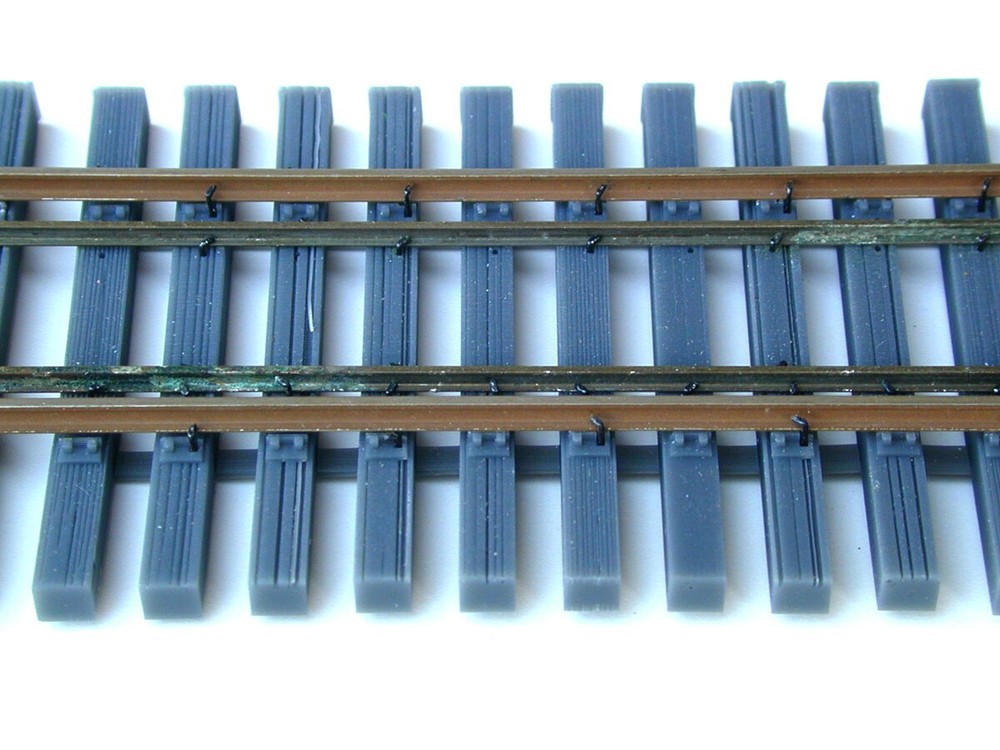 TIE PLATE CODE 125 O Scale Quantity 100 Resin print. Tie Plates