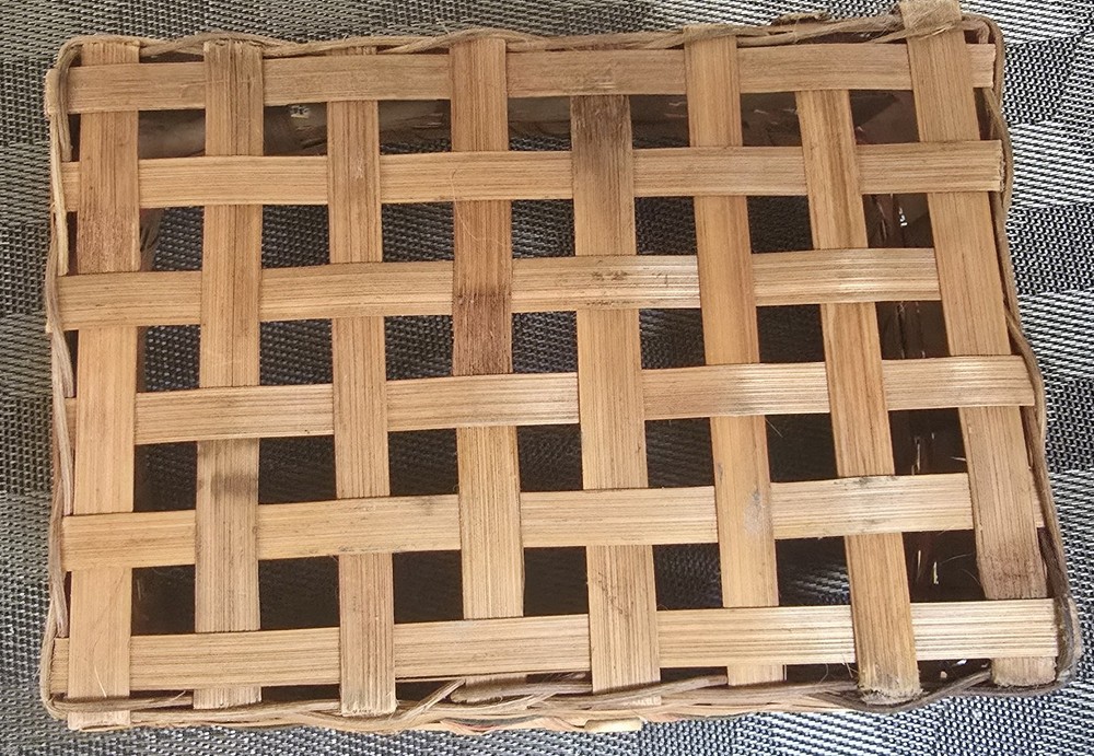 Woven Rectangular Basket; Heart Design; 9.5"x7.5"x4.75"