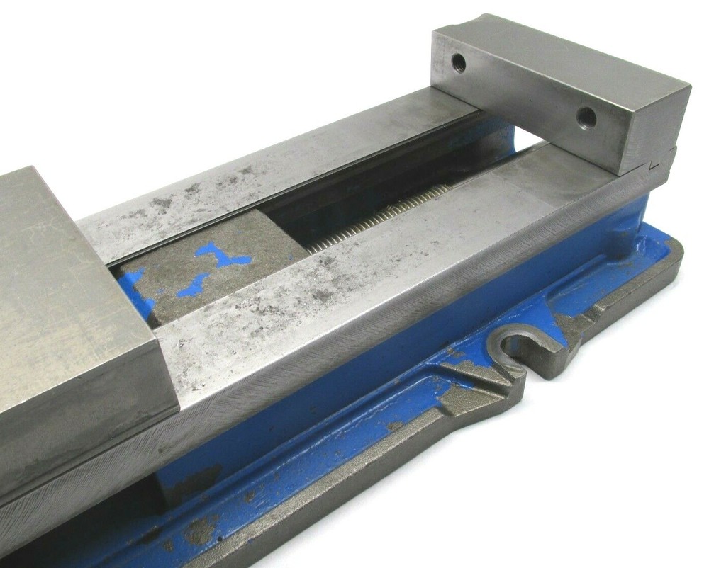 KURT ANGLOCK 6" MILLING MACHINE VISE w/ HANDLE - #D688