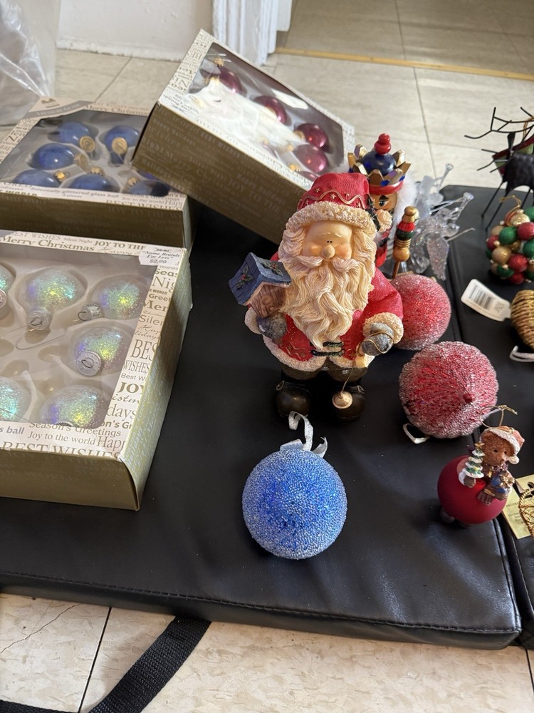 Christmas Tree Penta Stand And Ornaments