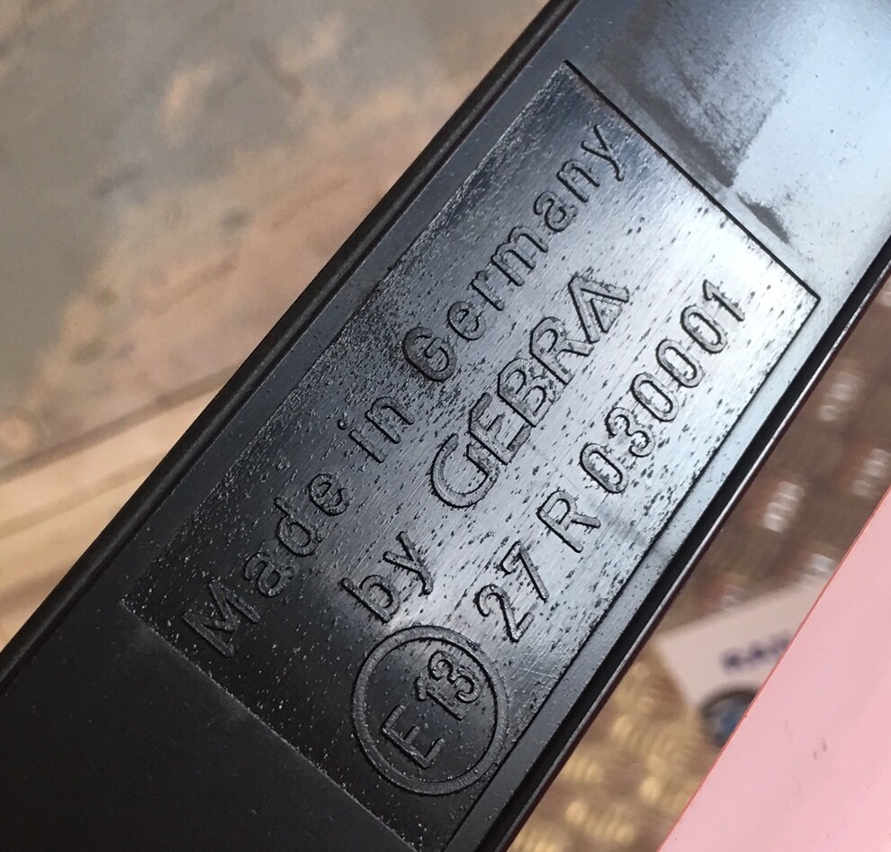 BMW WARNING TRIANGLE SAFETY EMERGENCY WARNING TRIANGLE 030001 B86A