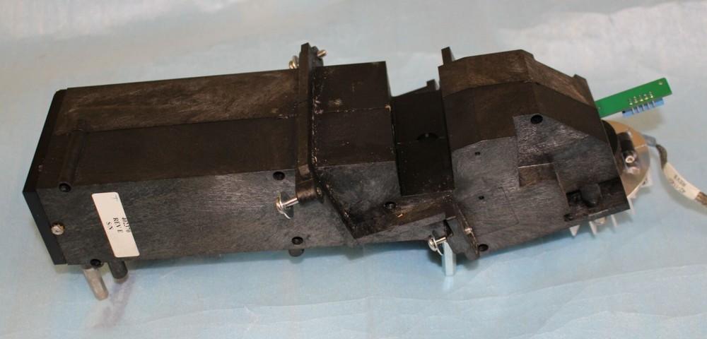 Headwall Head Wall Photonics 1002A-00133 with light source