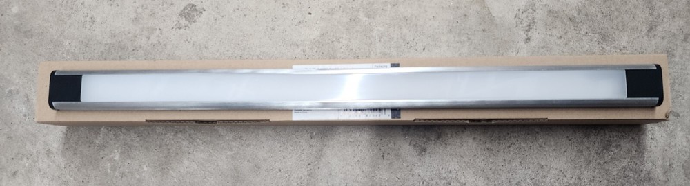 Rayzer Undercabinet Light - 18inch 3500k