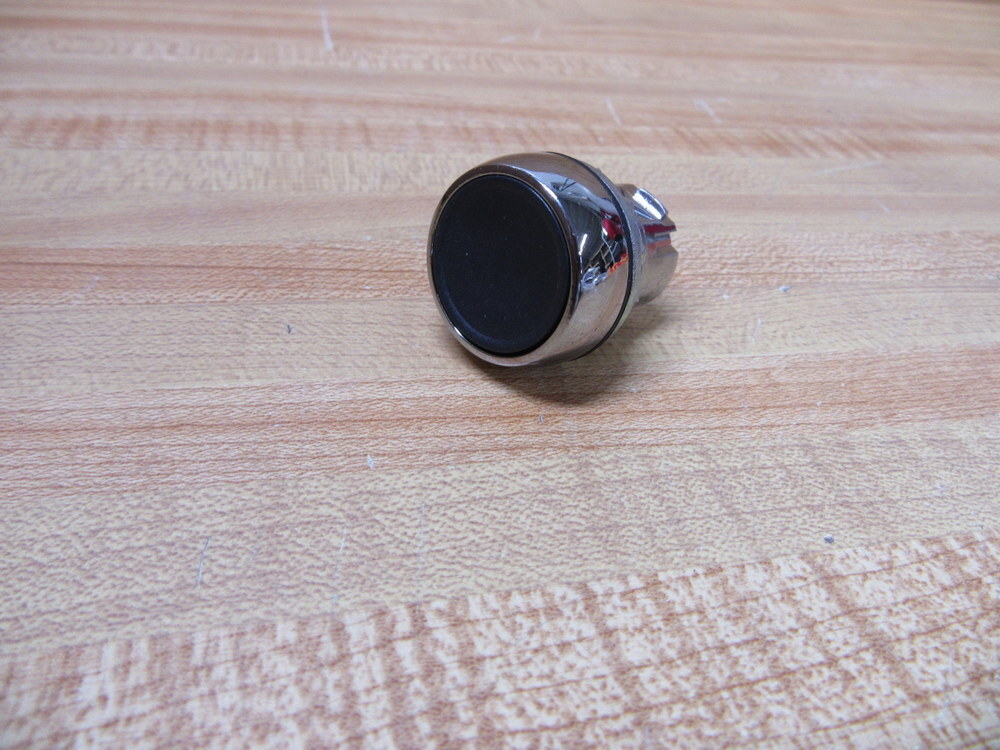 Allen Bradley 800FM-F2 Black Flush Push Button 800FMF2