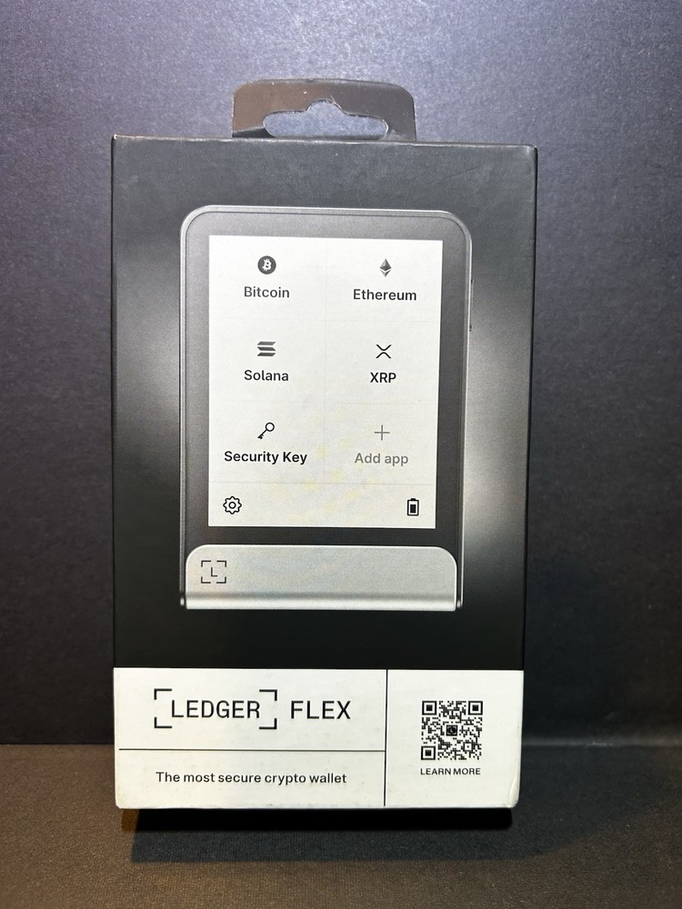 Ledger  Flex Crypto Hardware Wallet E INK TOUCH SCREEN