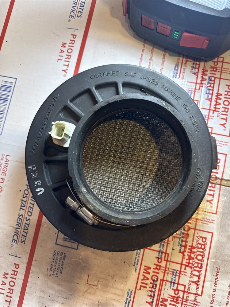 2013 Volvo Penta 6.0 flame arrestor 21604789