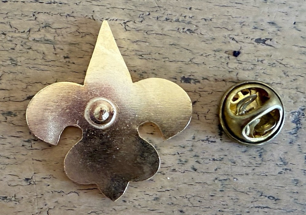 FBI Fleur de Lis Lapel Pin Flat