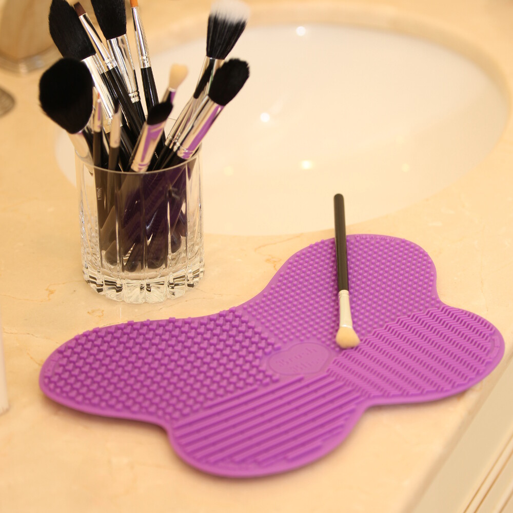 Blenderelle Blender Sponge Case, Makeup Brush Cleaning Mat, Makeup Sponge Bundle