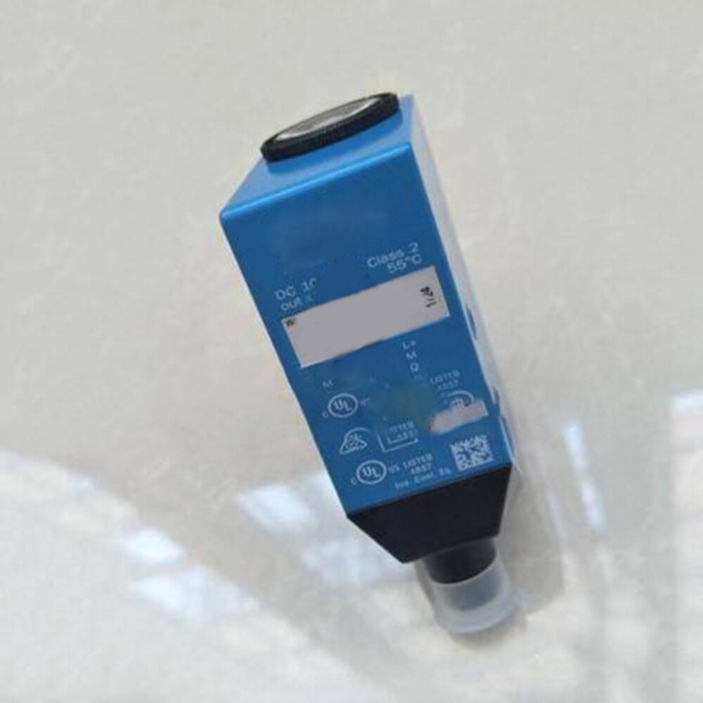 KT5W-2P2113 1018043 Contrast Sensor For Sick