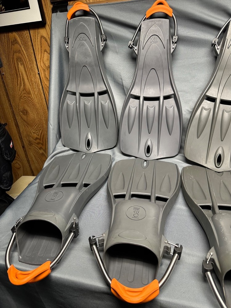 Fourth Element Tech Fin Scuba Fin. Size X X -Large Grey