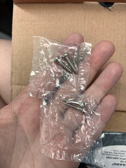 WINEGARD - HDA-100 - 15 dB Gain Distribution Amplifier