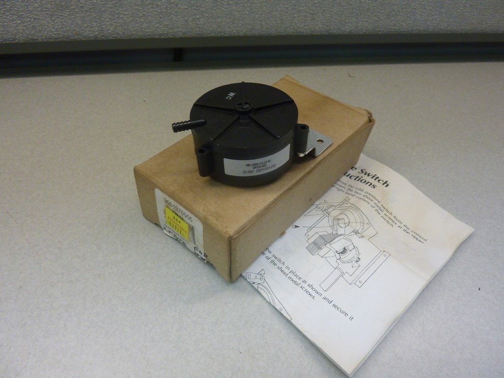 SMITH 9001976005  AIR PRESSURE SWITCH     (20555)