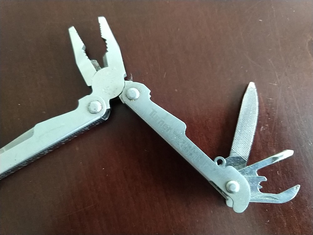 Turner Indiana Supertool 300 Multitool Pliers Screwdriver