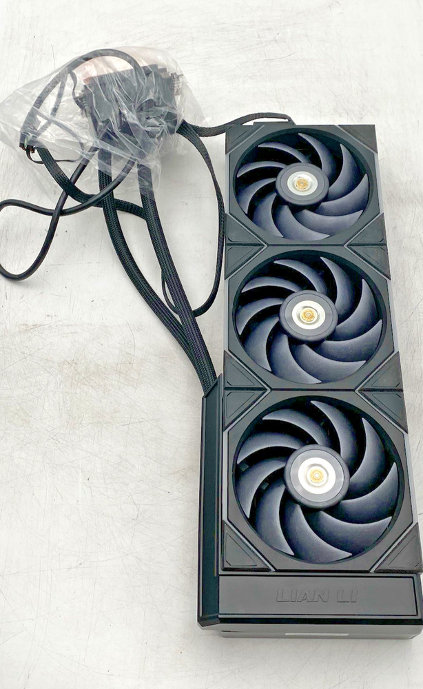 Lian Li HydroShift LCD 360R AIO Black