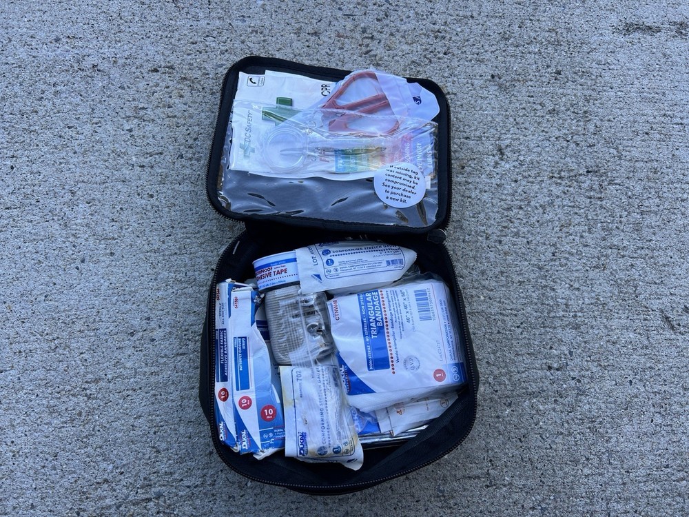 2018 Lexus Es 350 First aid Kit (never used)