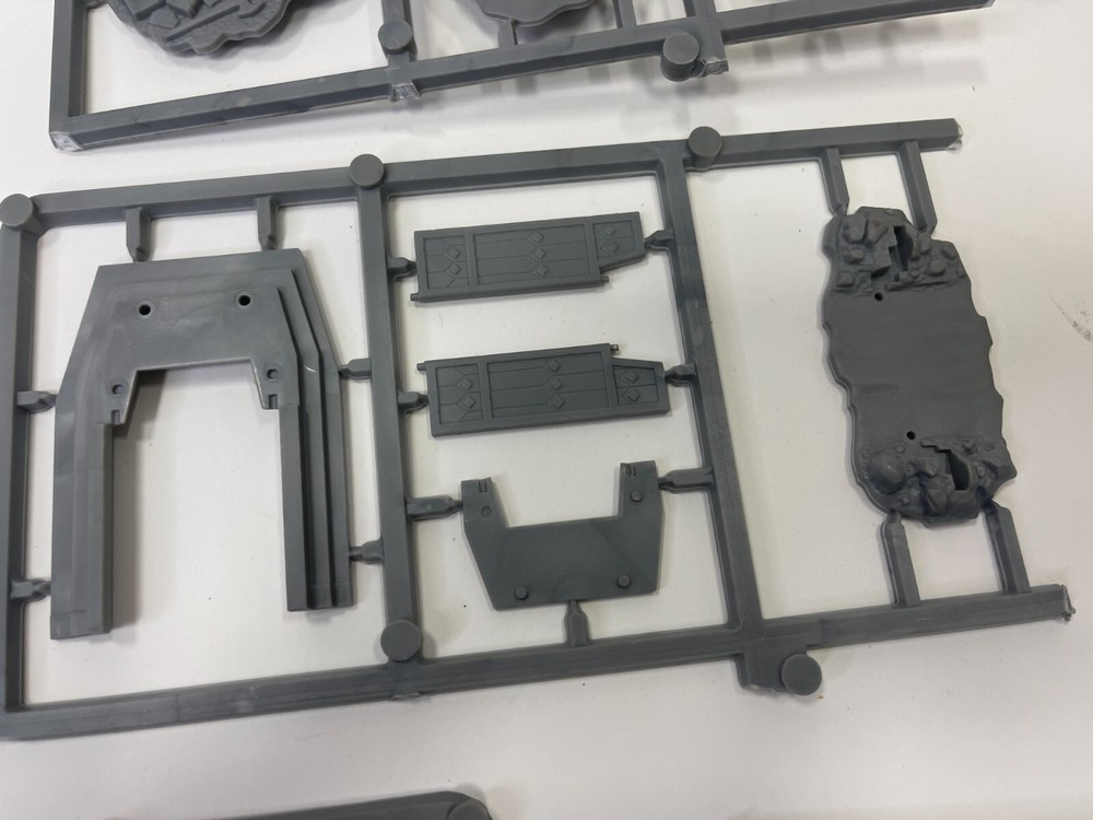 Warhammer 40K Terrain Bits No. 1