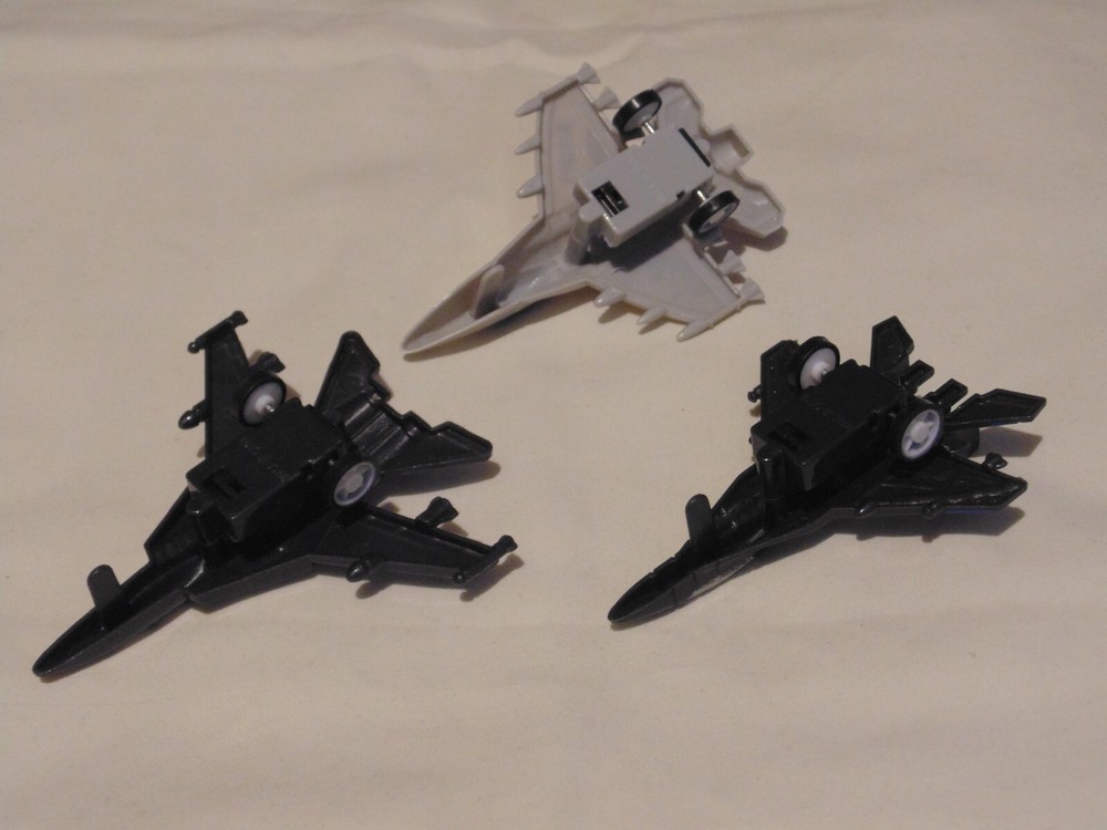 Naval Force Jet Fighter Bundle – Simple Plastic Toy with Pull Back Action – Used