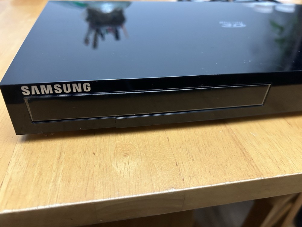 Samsung 3D BluRay Player: Discs, CDs, DVDs; HDMI USB Working Condition Black