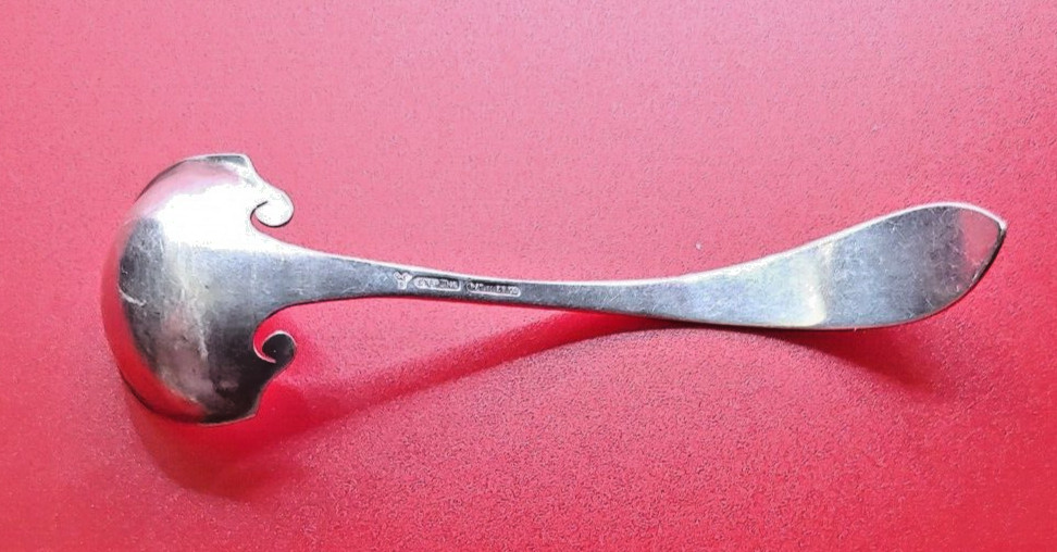 Lunt Silver Mount Vernon Solid Piece Cream Ladle NO MONOGRAM