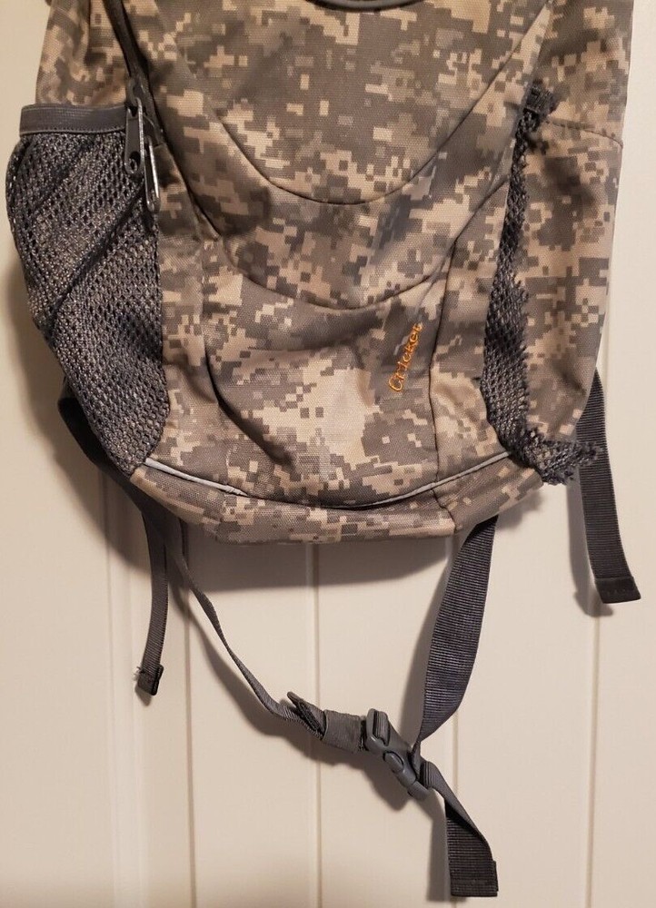 Lucky Bums Backpack Camouflage