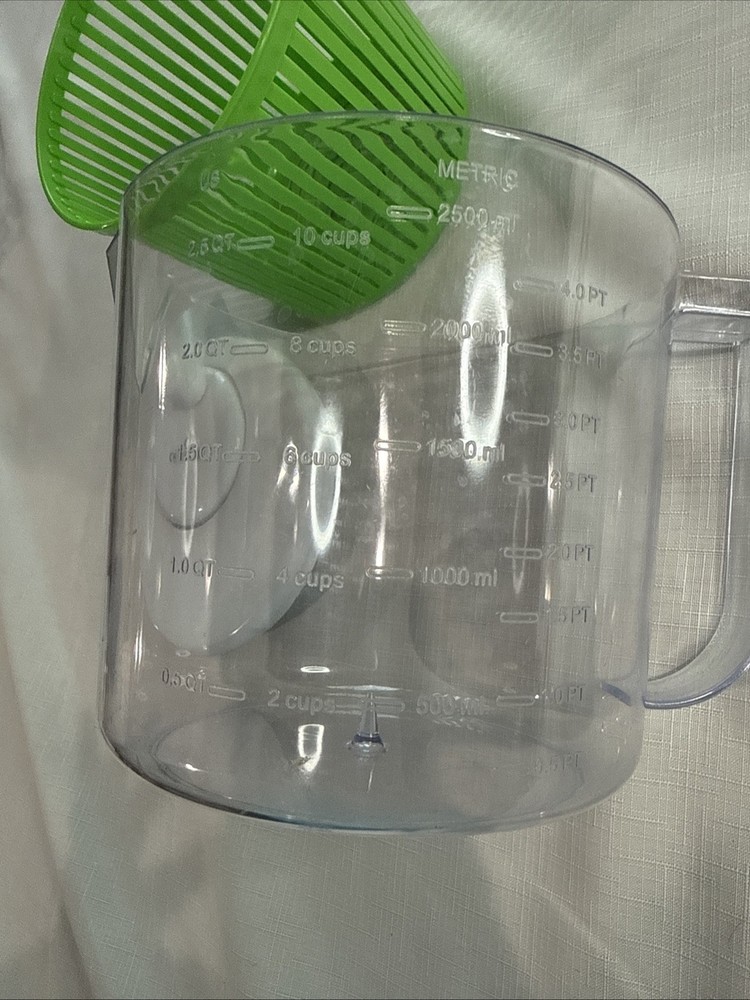 Crofton Pitcher Style Salad Spinner