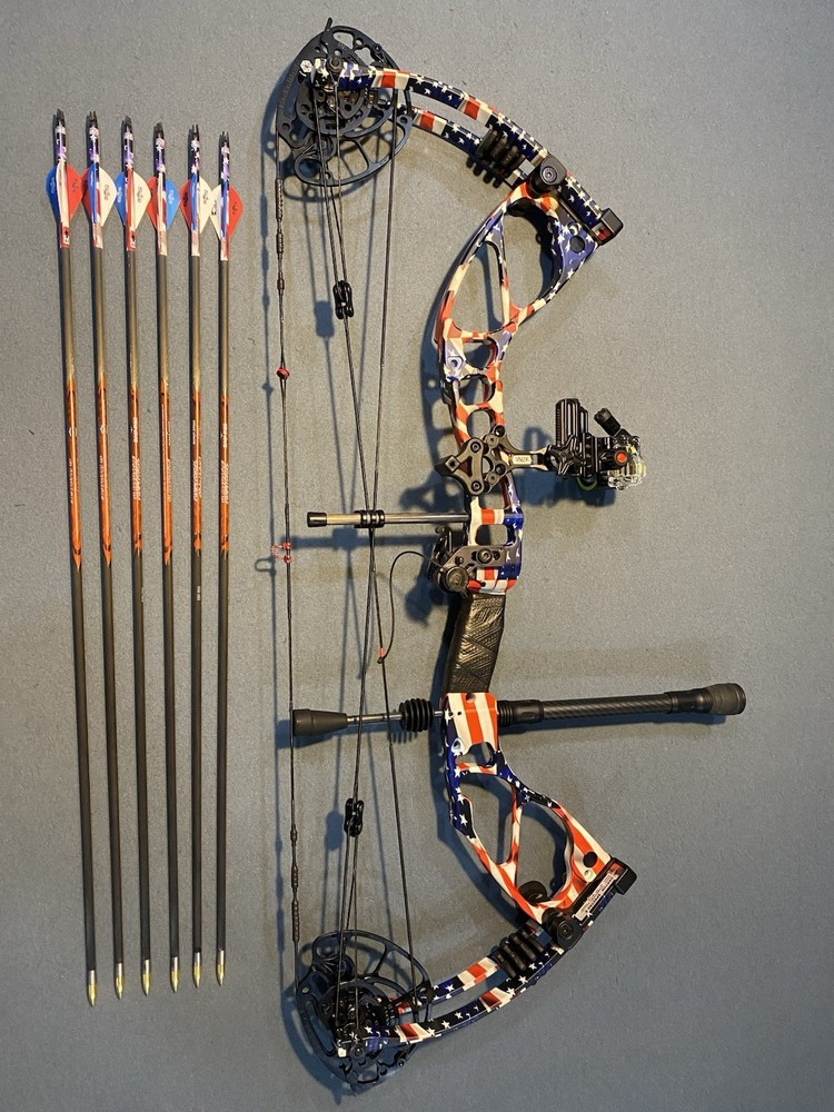 Darton Spectra-E Compound Bow USA Flag, Right-Handed
