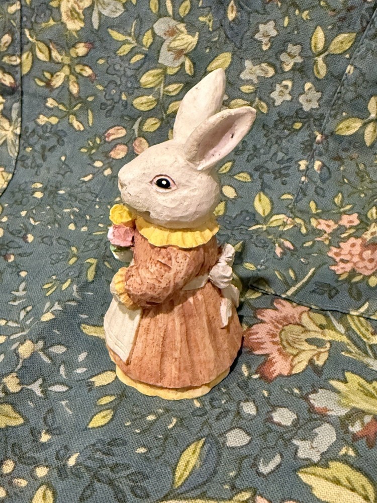 Pair Of 2 Spring Easter Animal Bunny Hare Rabbit Figurines Figures Decor Easter