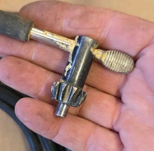 Milwaukee 1/2" hole shooter drill 0238-1