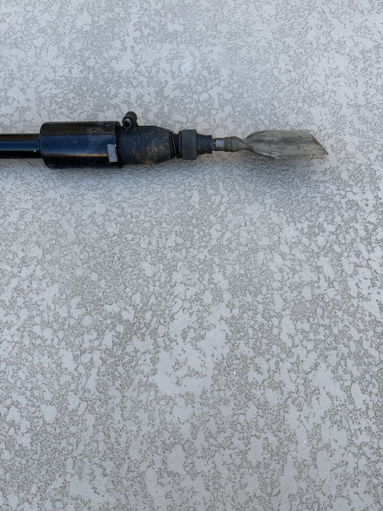 42" Long Reach Air Scraper Floor Chisel Scraper Remover Tool