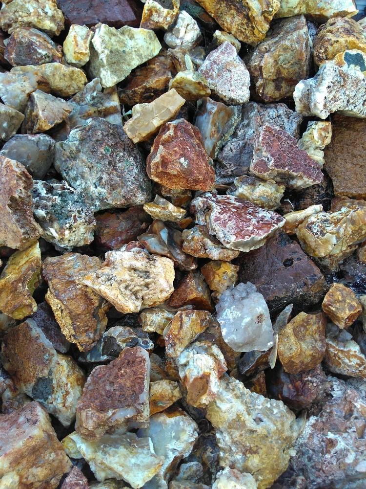 CLASSIC GRAVEYARD POINT PLUME MOSS AGATE CABBING SIZE ROUGH $5 PER LB 3LB LOTS!