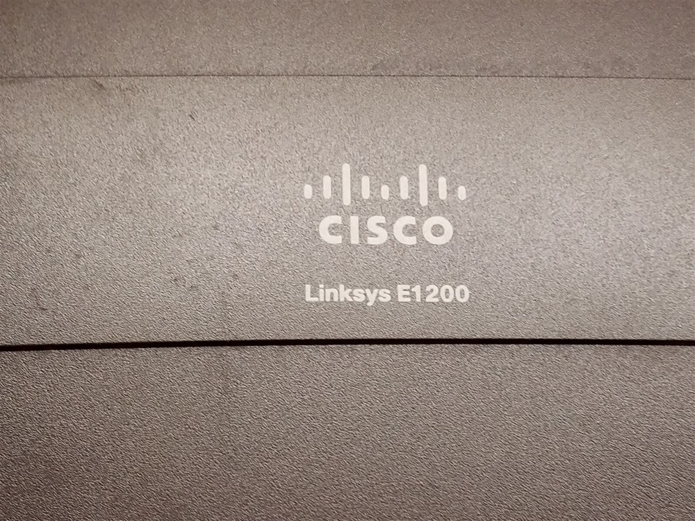 ⭐️⭐️⭐️⭐️⭐️ Cisco Linksys E1200 V2 Wireless Router No AC Adapter