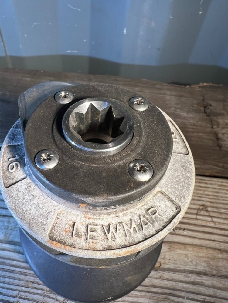 Lewmar 16 Single Speed Self Tailing Sailboat Winch