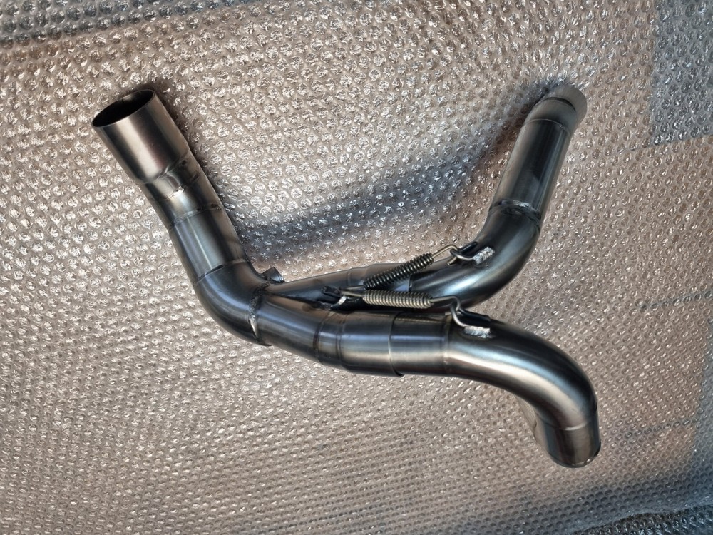 Gilera Gp 800 Exhaust Link Pipe