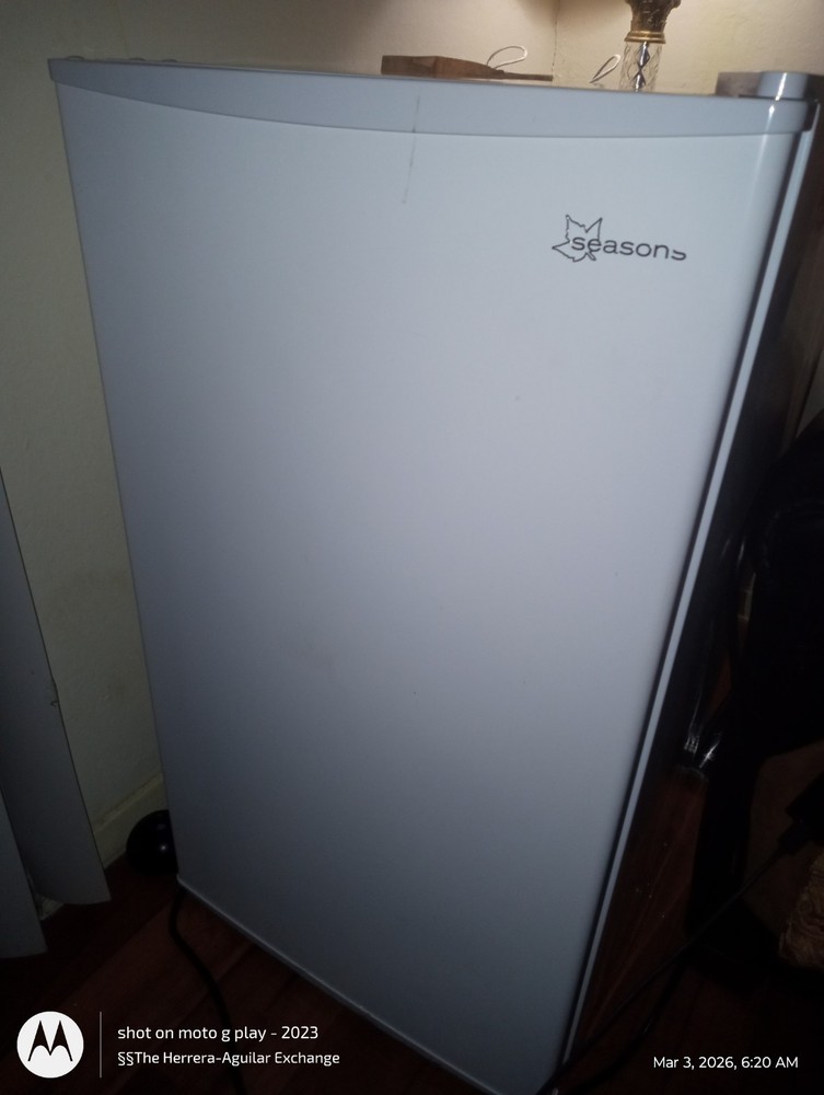 Seasons Refrigerator 550132