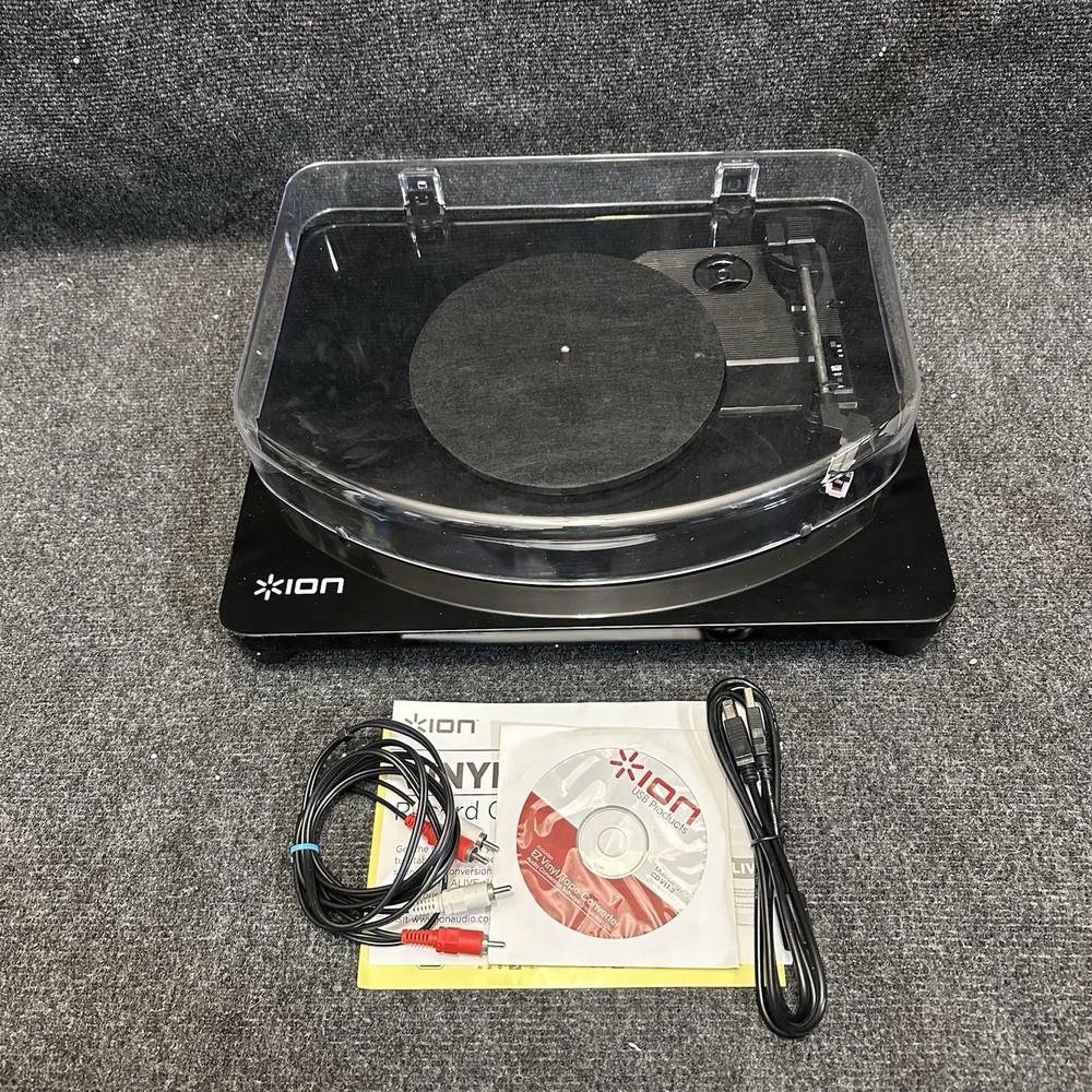 ION Classic LP Mac & PC USB Conversion Turntable Digital Music Record Player