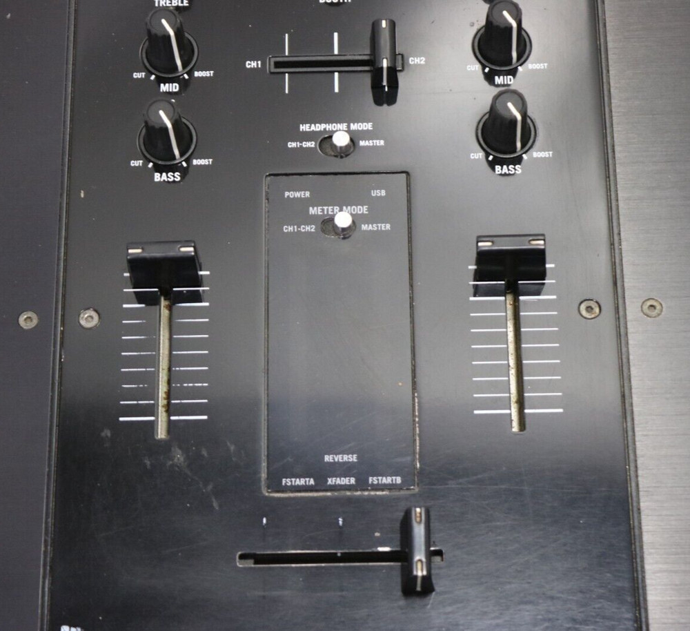 Numark NS7 DJ Controller with Power Supply - Free Shipping!
