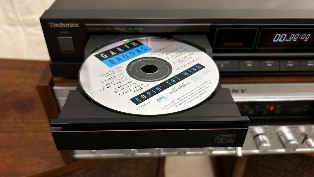 Vintage Technics SL-P150 Compact CD Disc Player tested 1988