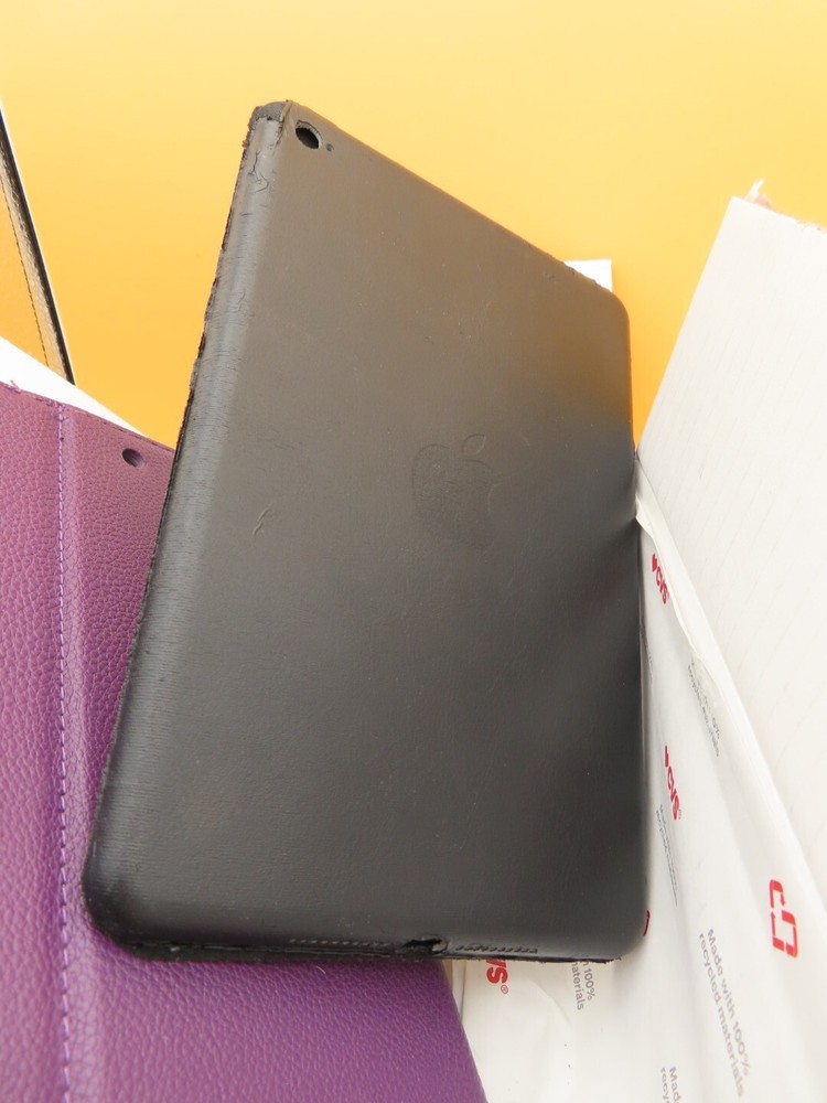 Apple iPad Mini 4th Gen. 32GB, Wi-Fi Silver
