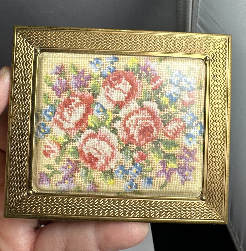 Gwenda British Made Cigarette Case