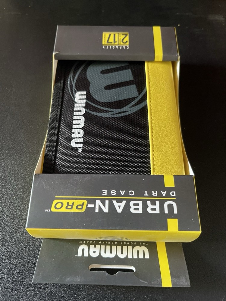 Winmau Urban Pro Dart Case